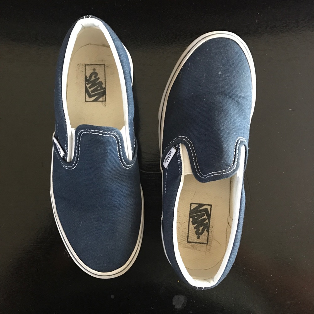 Vans size 4